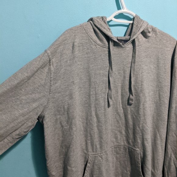 Simple oversized grey hoodie - Picture 4 of 6